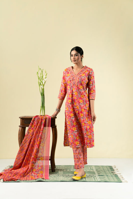 Gulzar Kurta Set