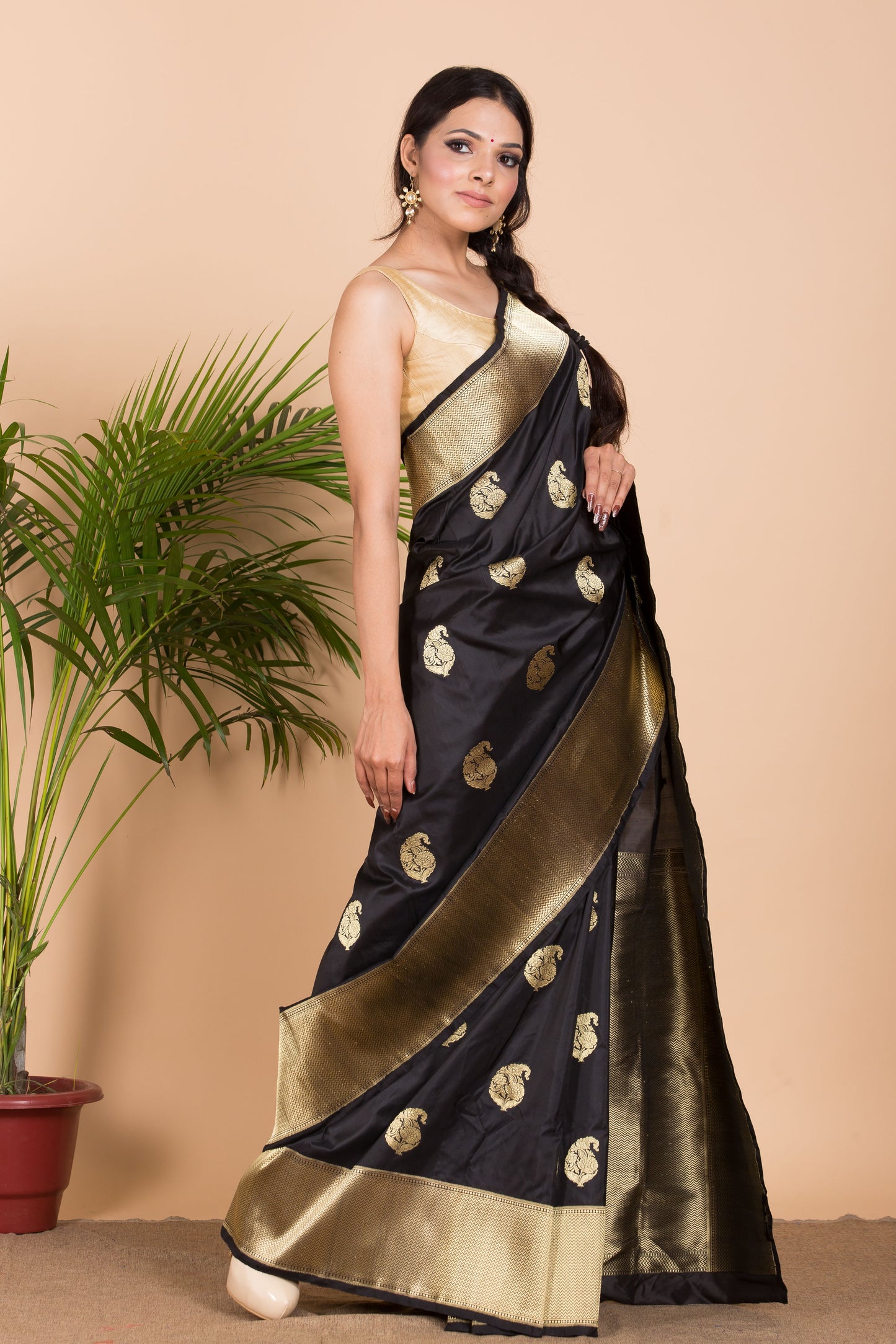 Black Katan Silk Saree With Karua Buti.