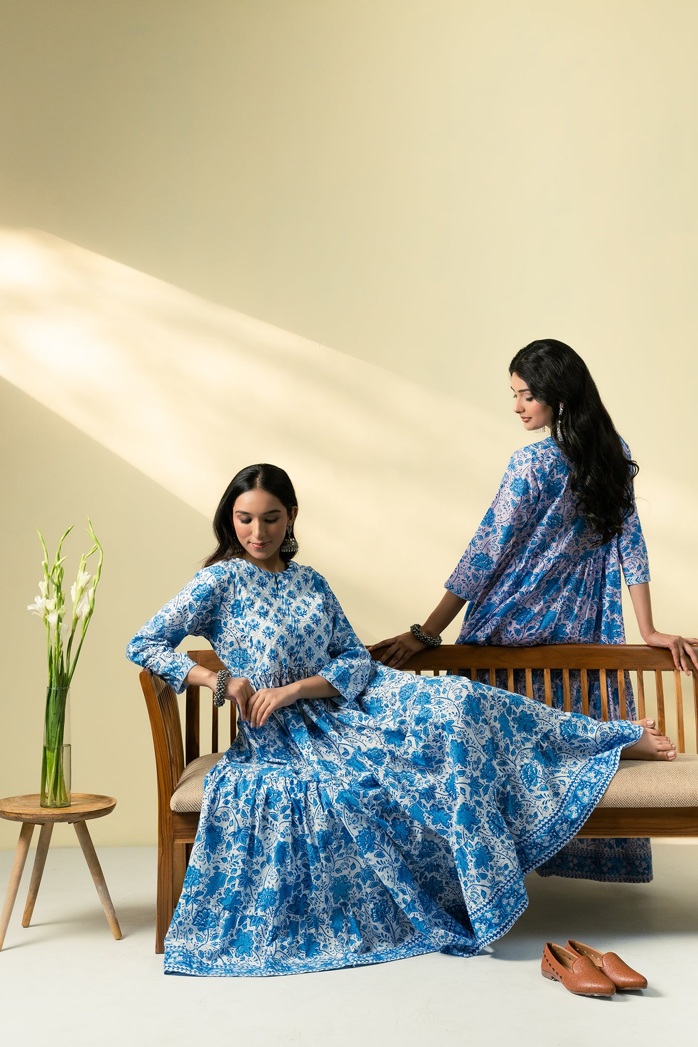 Aabroo Kurta