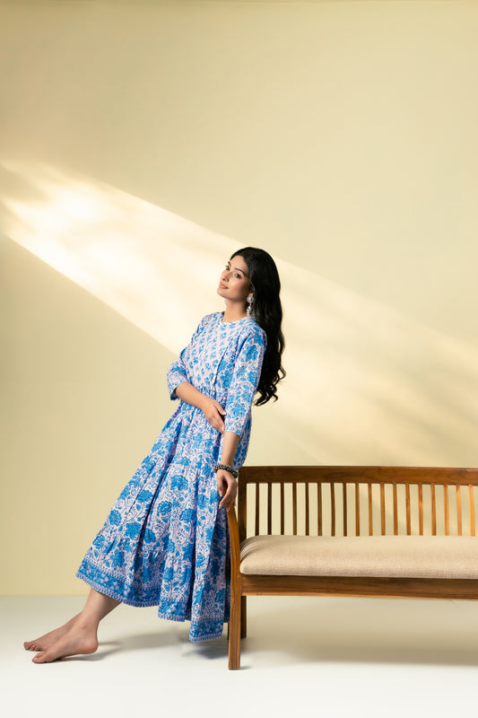 Aabroo Kurta Set