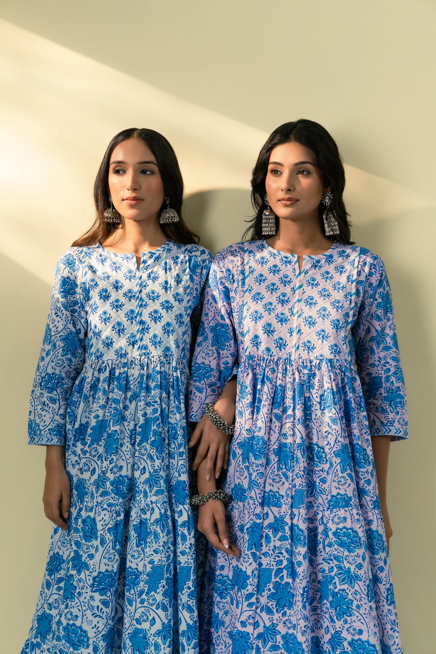 Aabroo Kurta