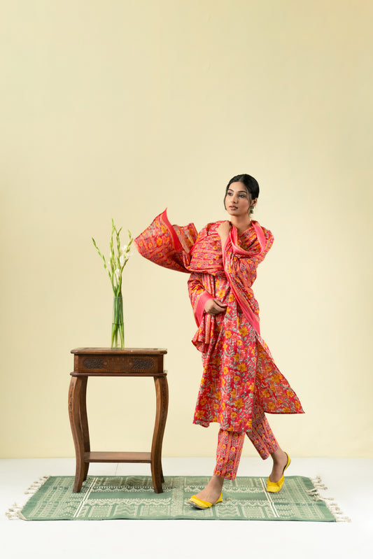 Gulzar Kurta Set