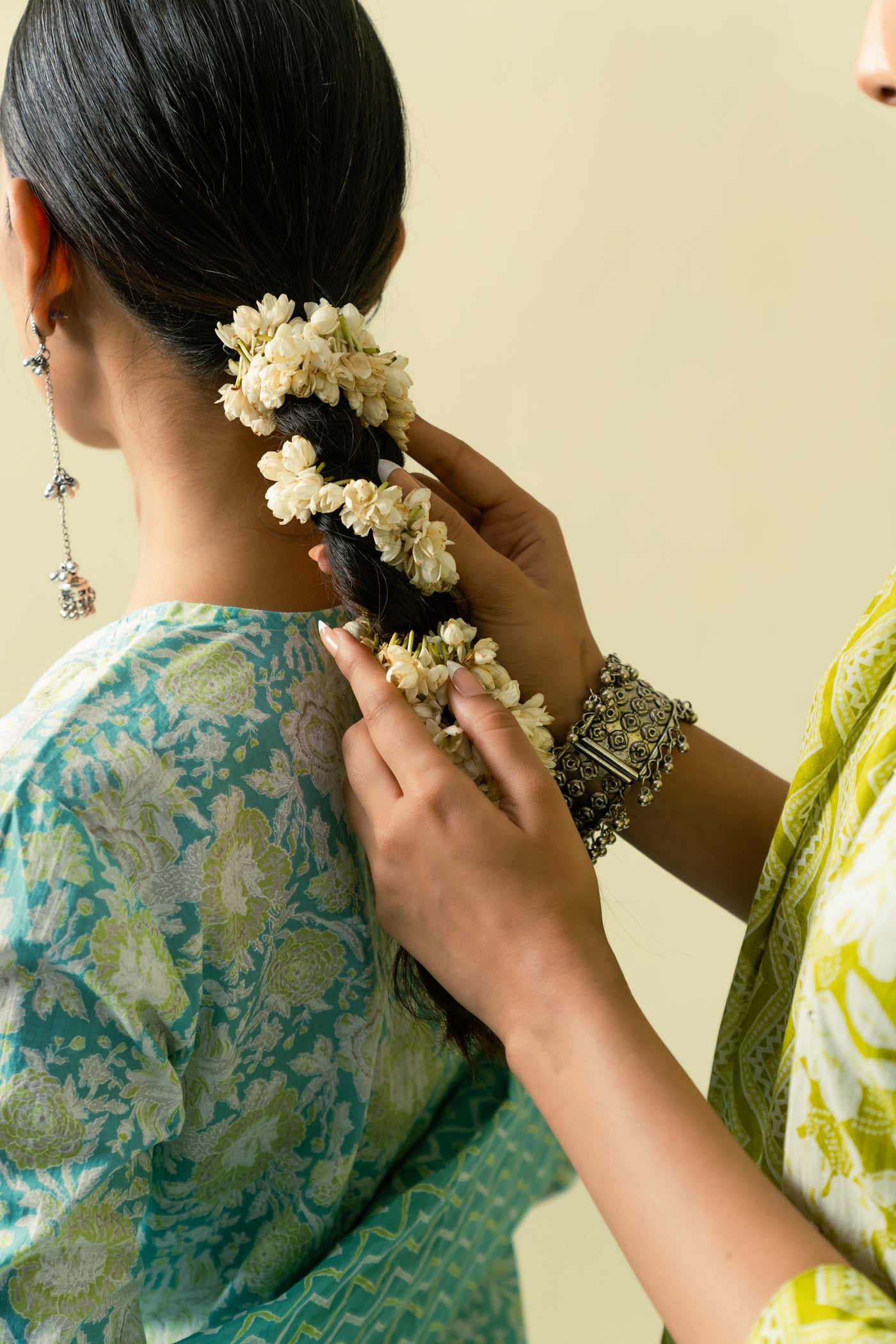 Urmi Kurta Set