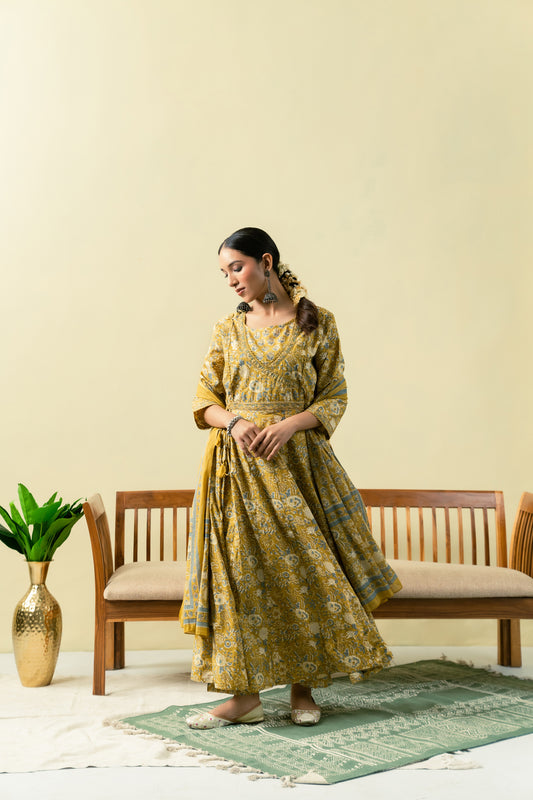 Maati Kurta Set
