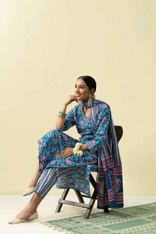 Amaira Kurta Set