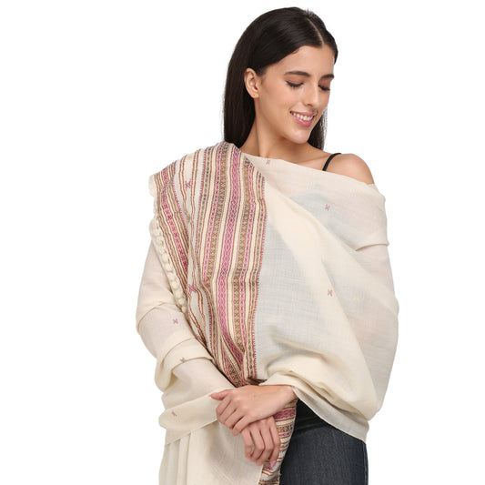 Off White Bhujaudi Hand Woven Shawl Tussar With Wool